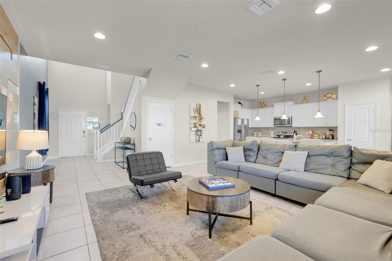 2440 TANGIER DR
