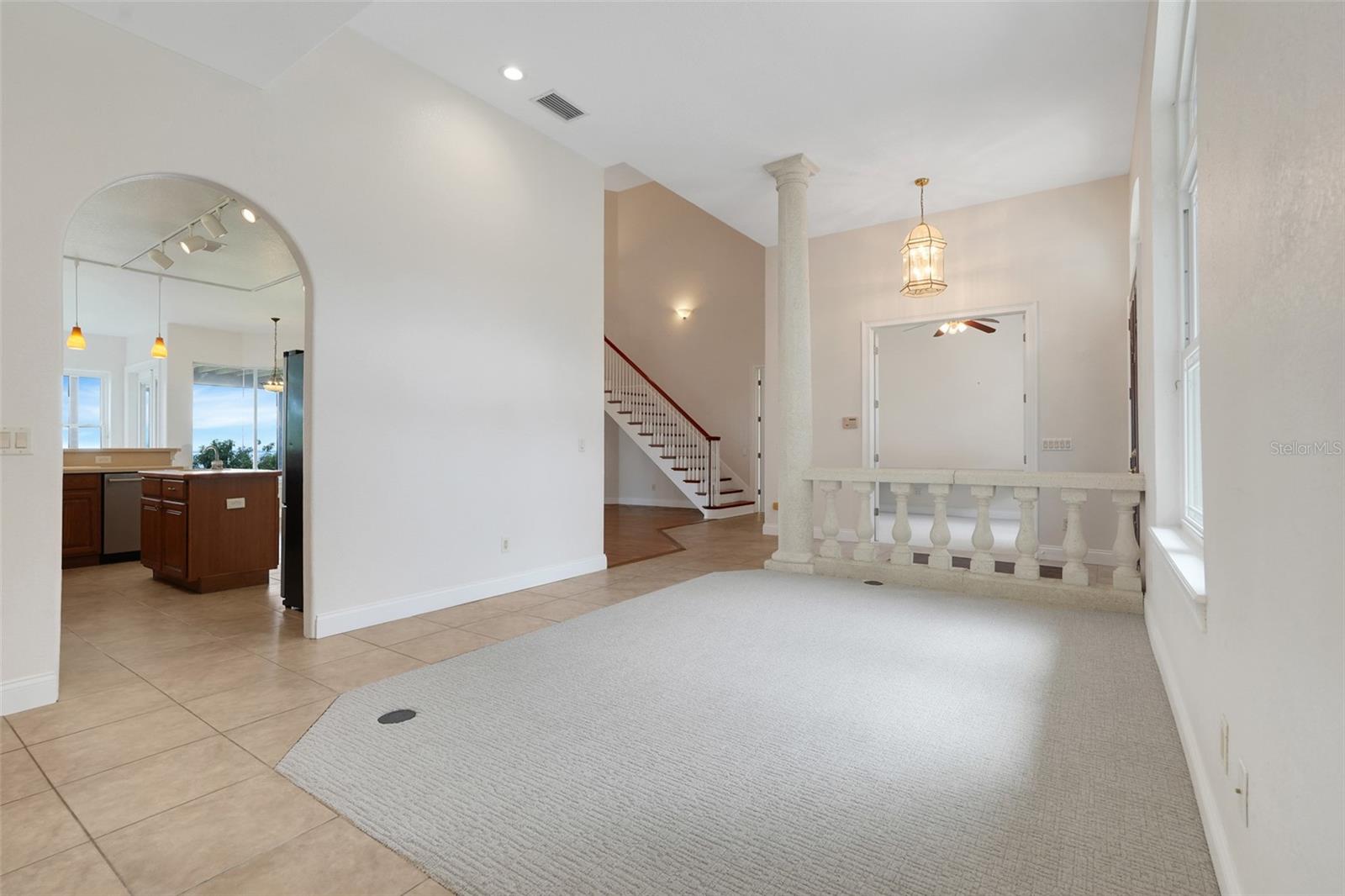 81 MILLHOLLAND ST