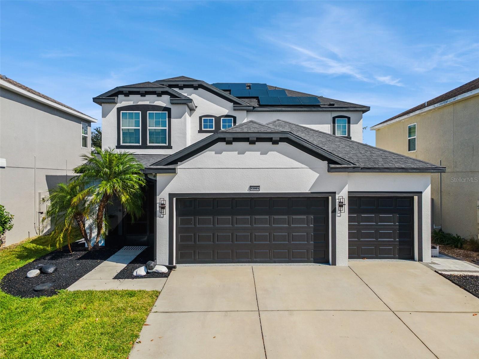 12004 RAMBLING STREAM DR