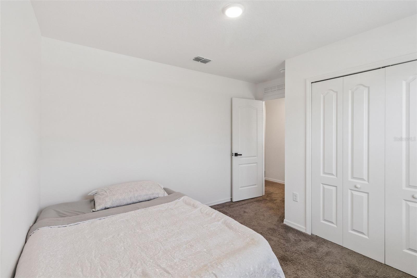3681 MAGNOLIA DR