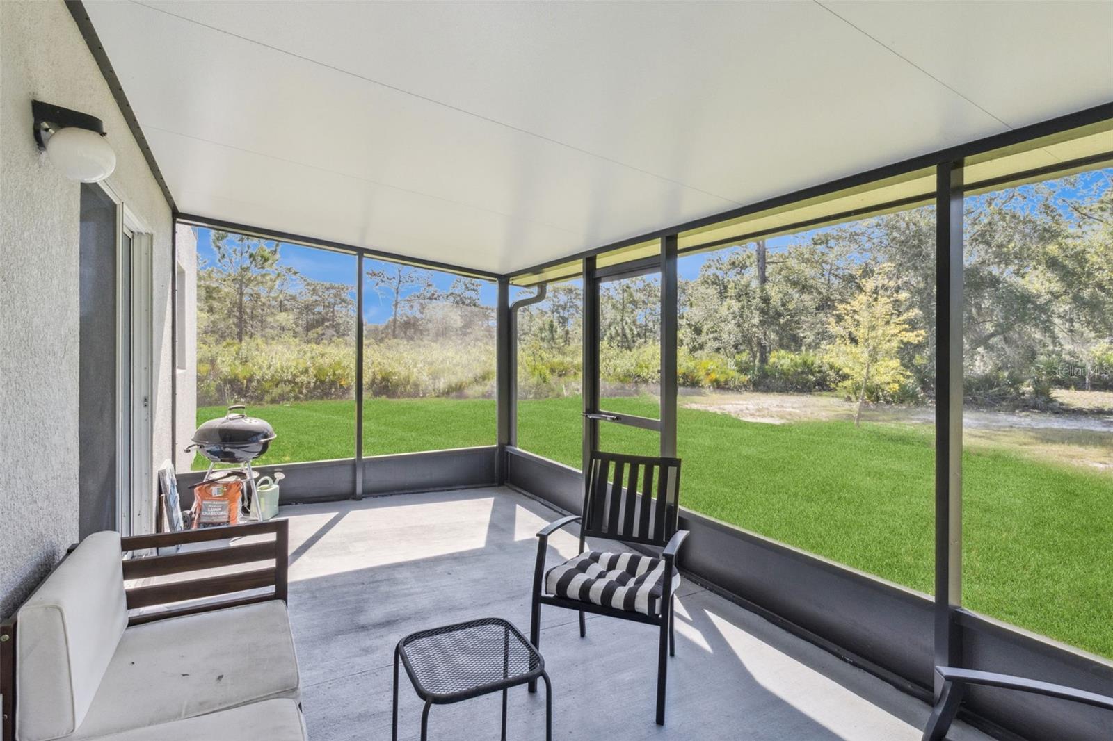 3681 MAGNOLIA DR