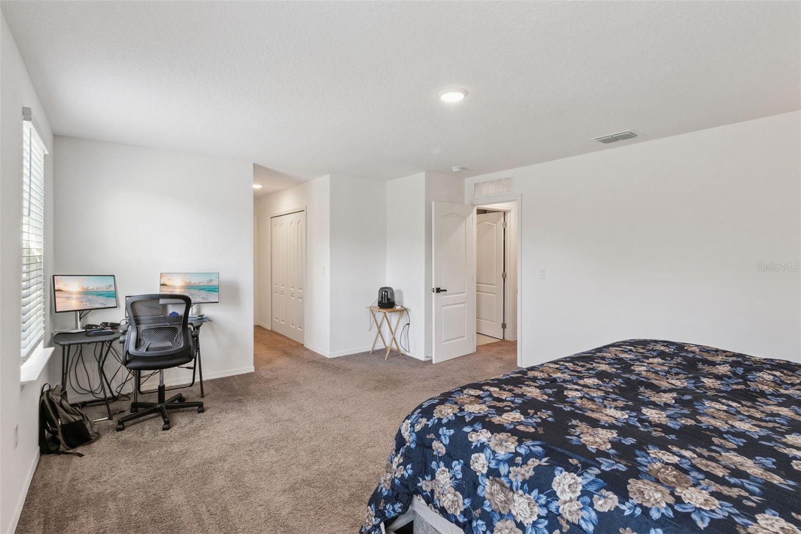 3681 MAGNOLIA DR
