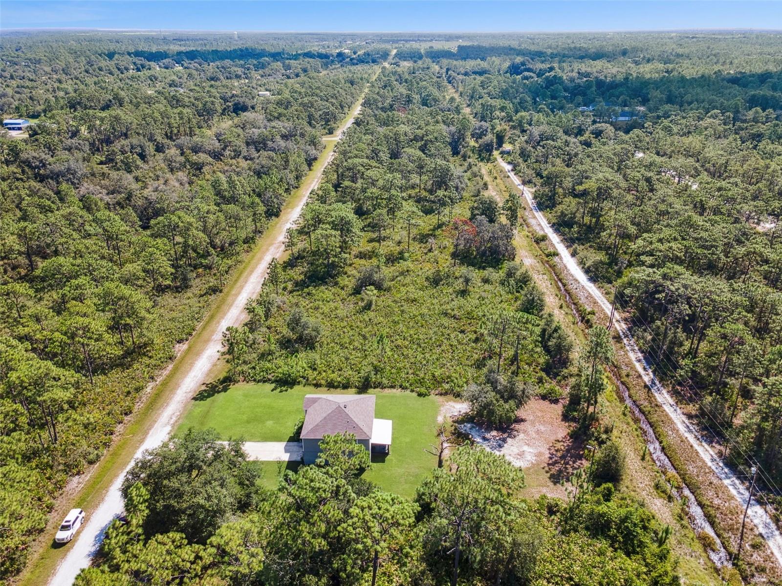 3681 MAGNOLIA DR