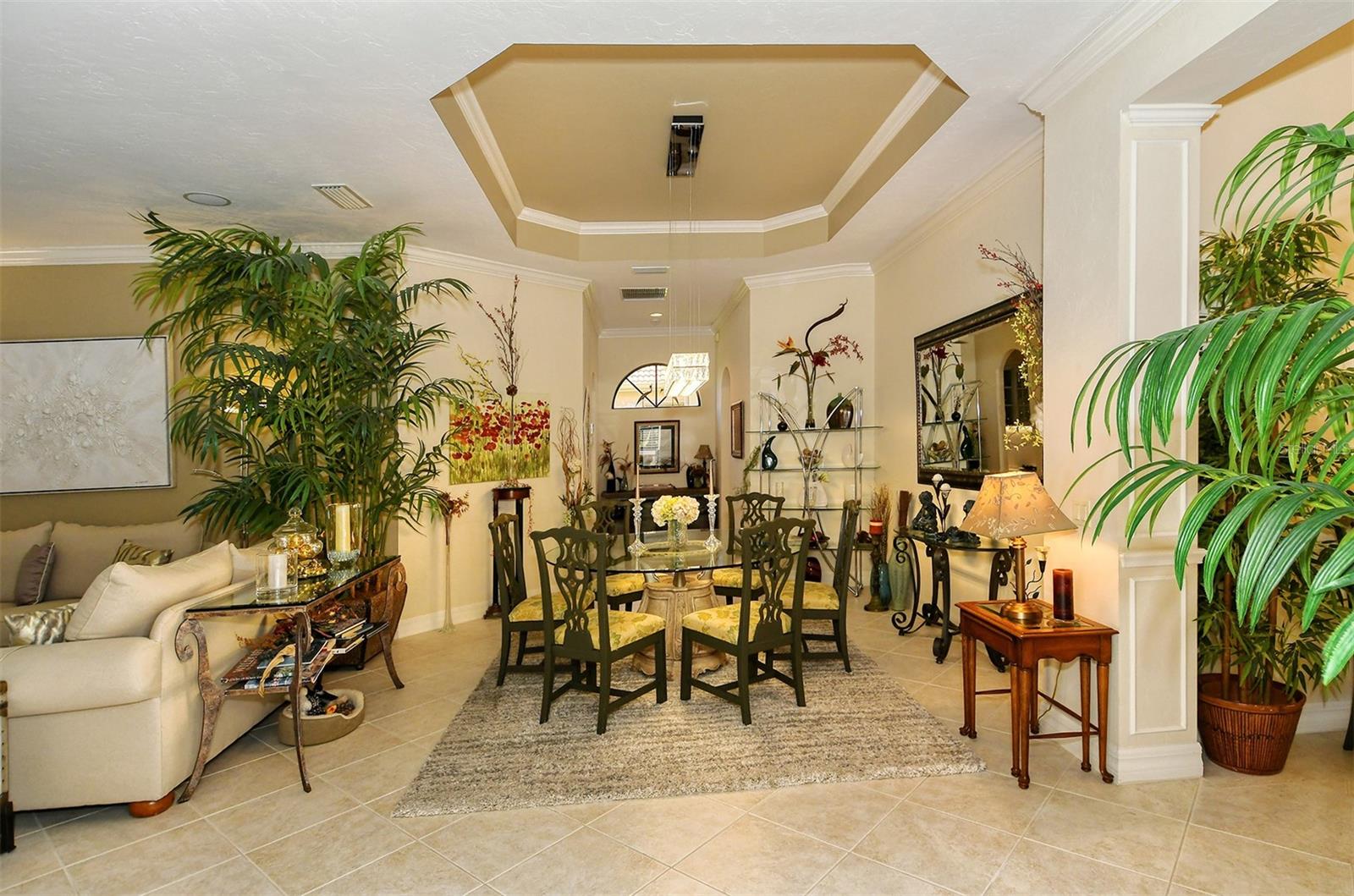5118 CHATEAU CT