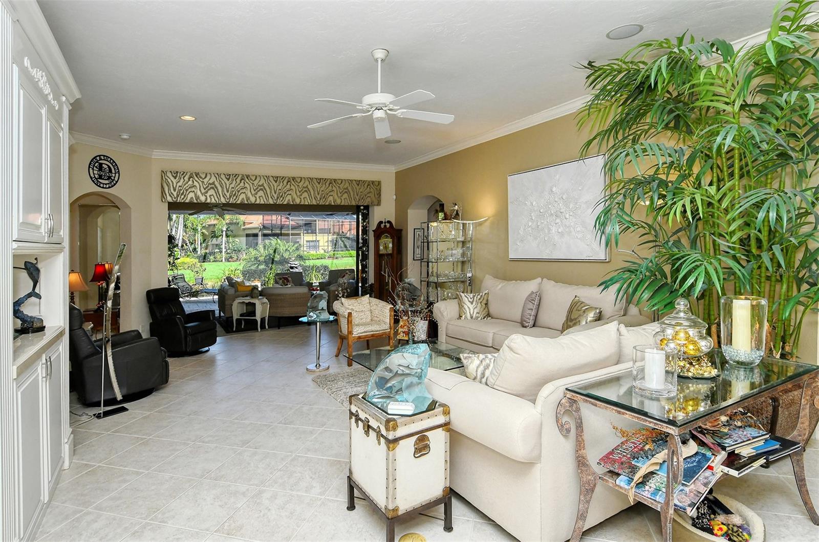 5118 CHATEAU CT
