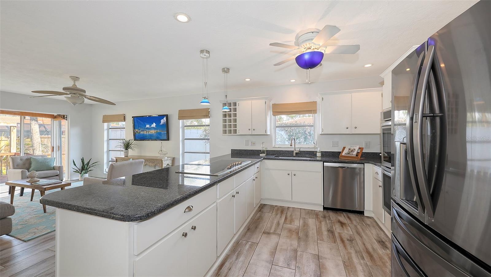 710 BIRDSONG LN