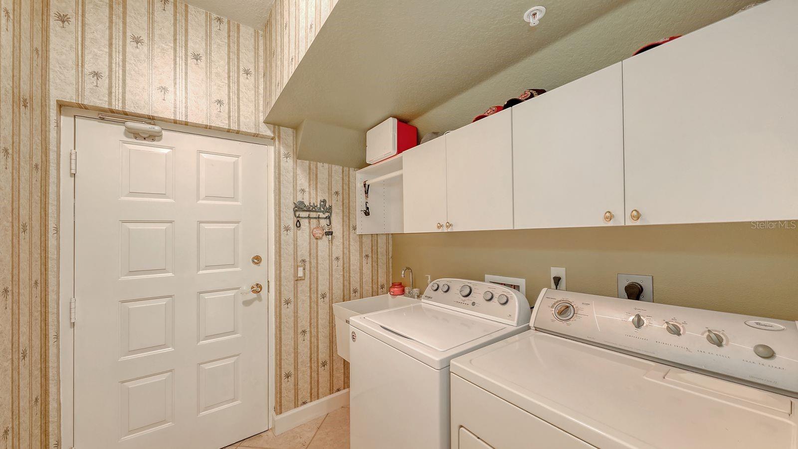 5211 PARISIENNE PL #101B27