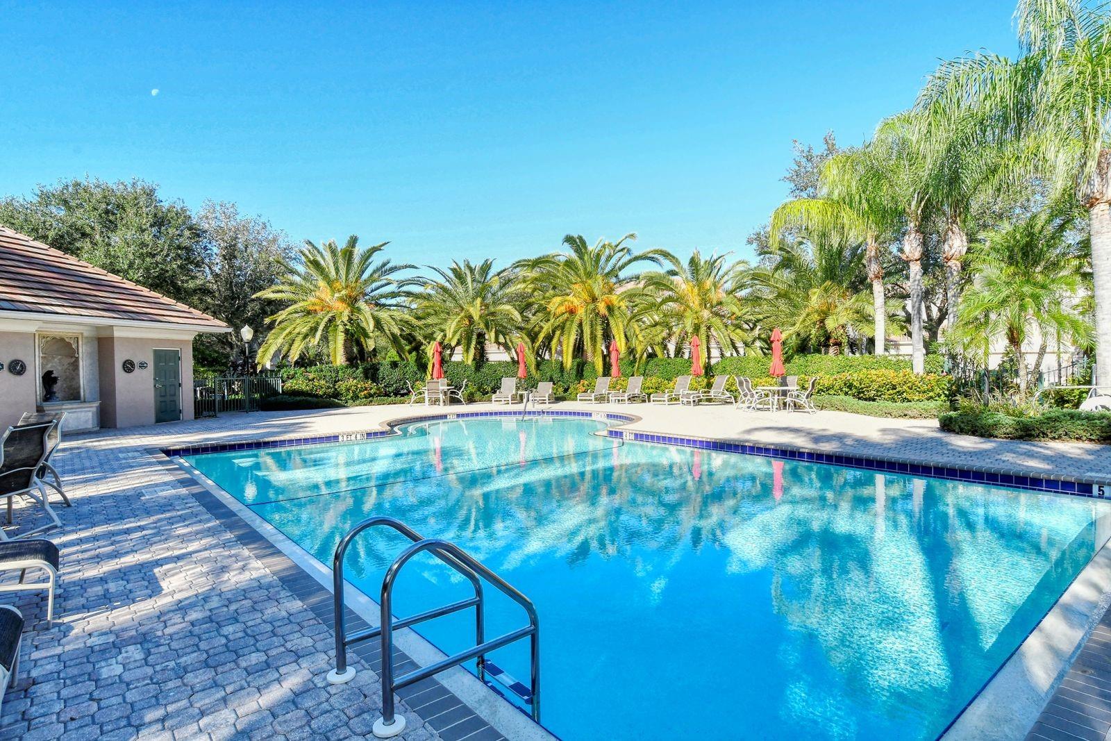 5211 PARISIENNE PL #101B27