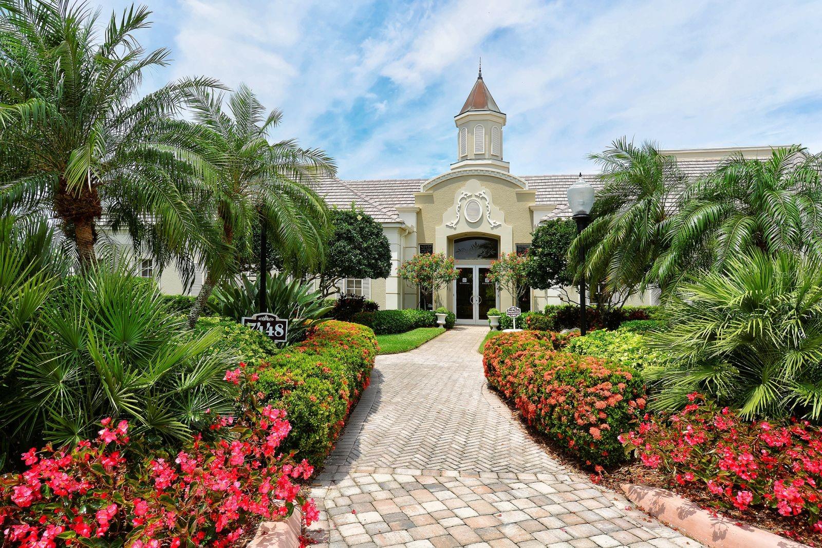 5211 PARISIENNE PL #101B27