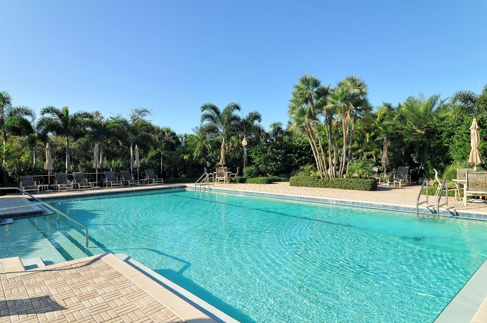 5211 PARISIENNE PL #101B27