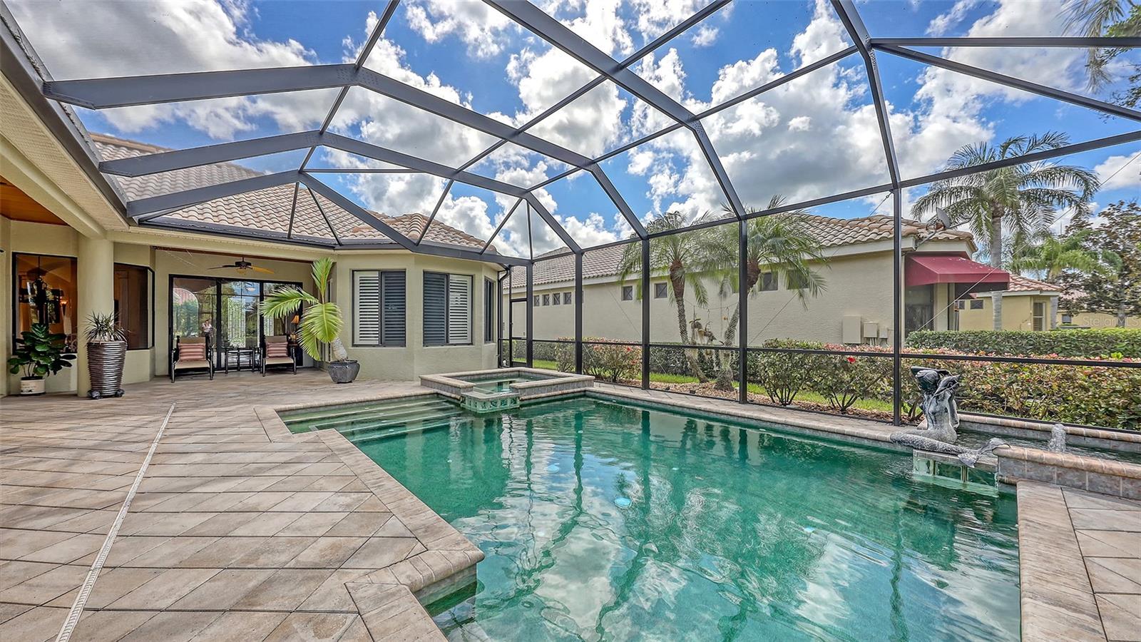 8832 ENCLAVE CT