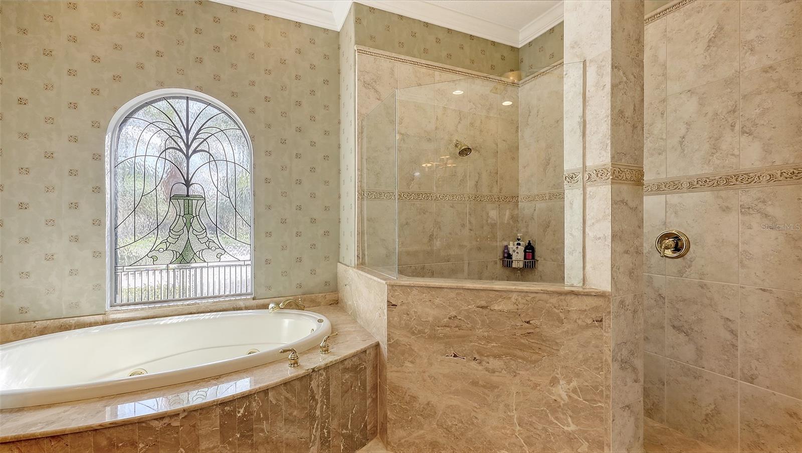 8832 ENCLAVE CT