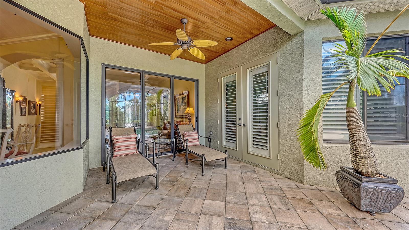 8832 ENCLAVE CT