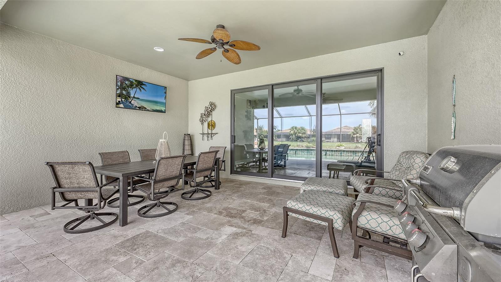 11200 WHIMBREL LN
