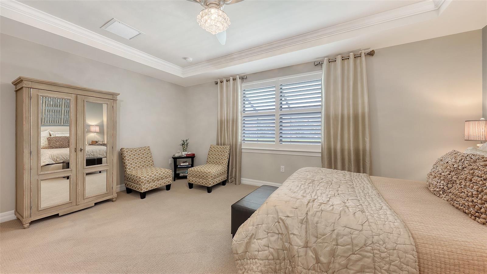 11200 WHIMBREL LN