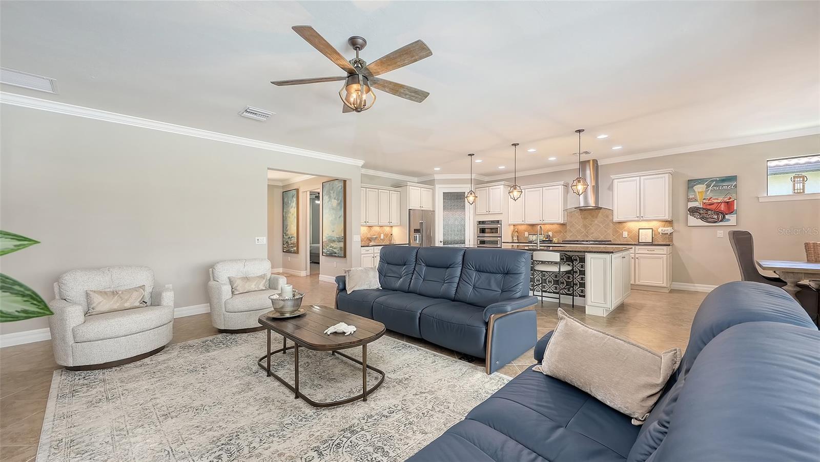 11200 WHIMBREL LN