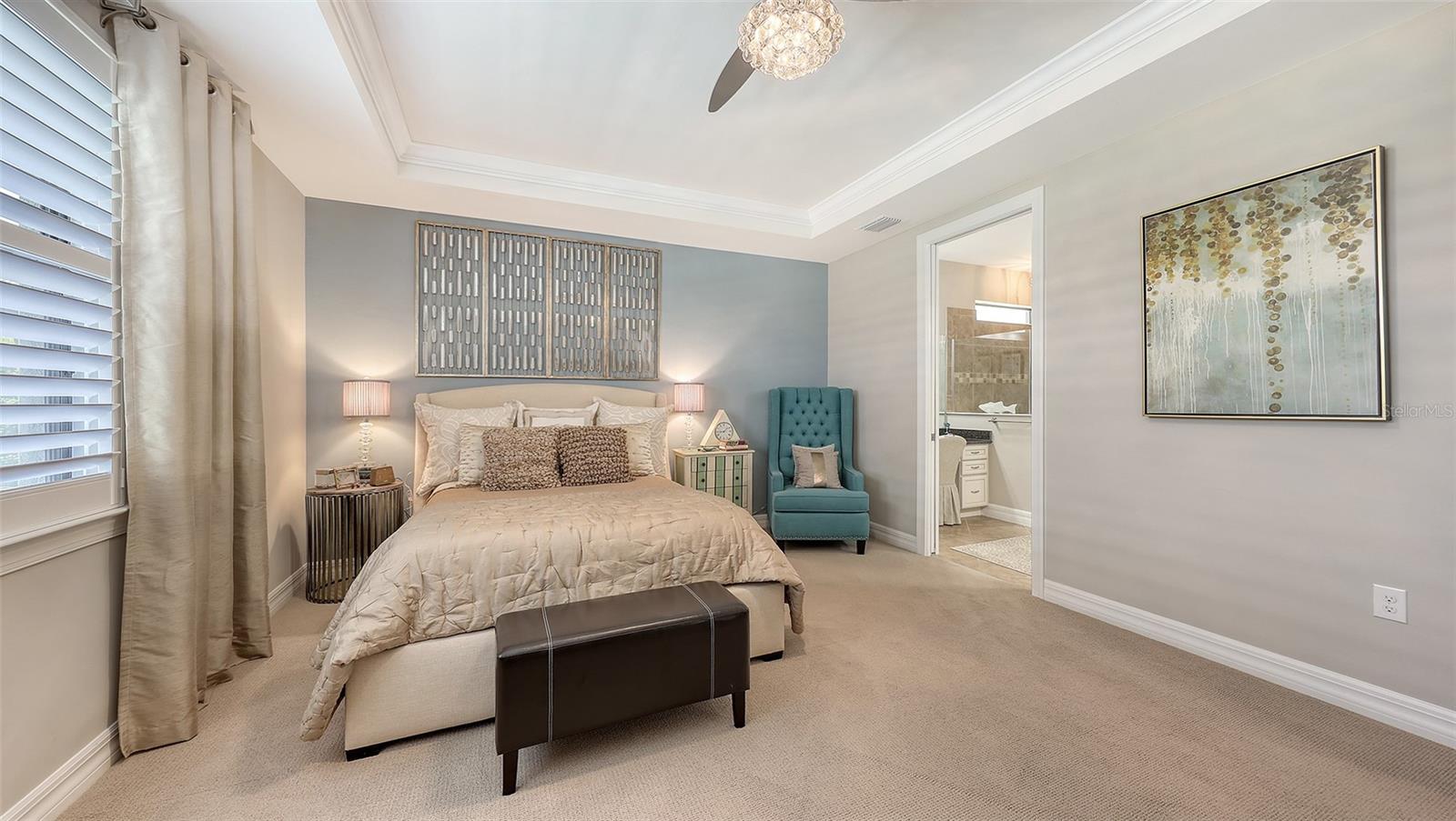 11200 WHIMBREL LN