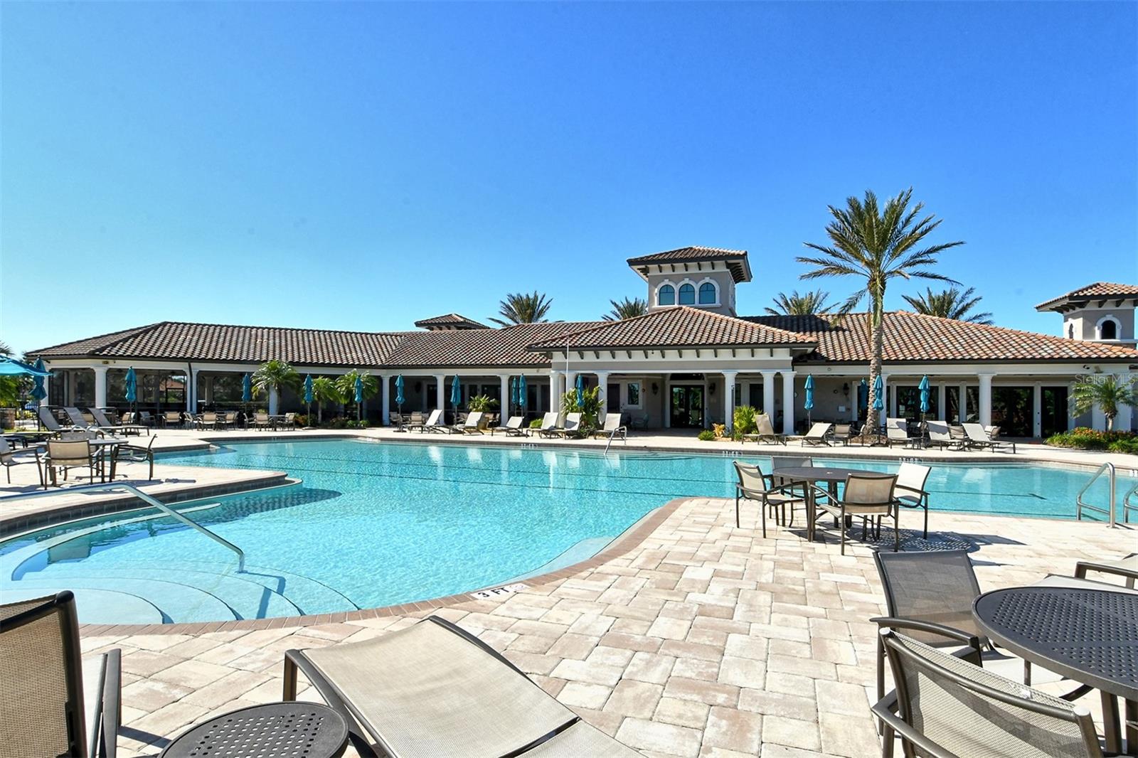 11200 WHIMBREL LN