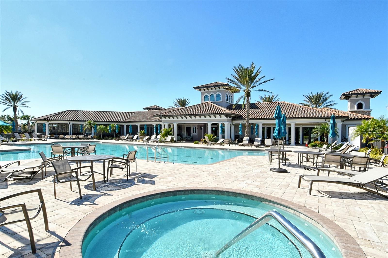 11200 WHIMBREL LN
