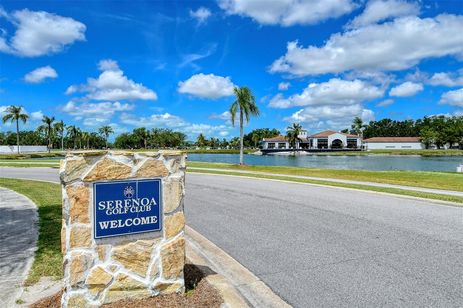 7100 N SERENOA DR