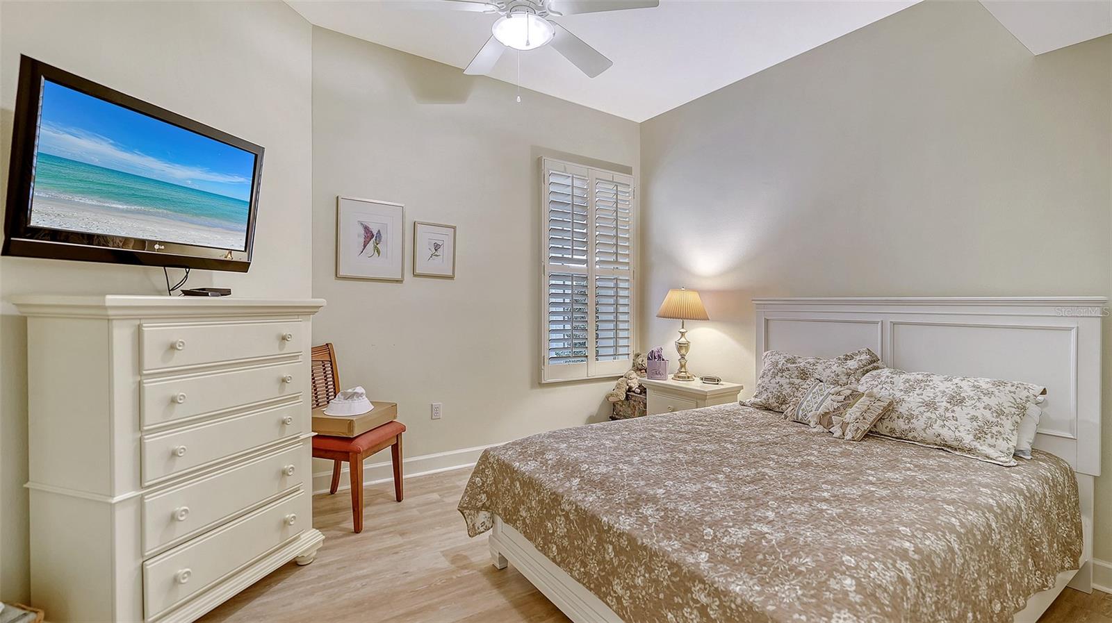 5232 PARISIENNE PL #101B31