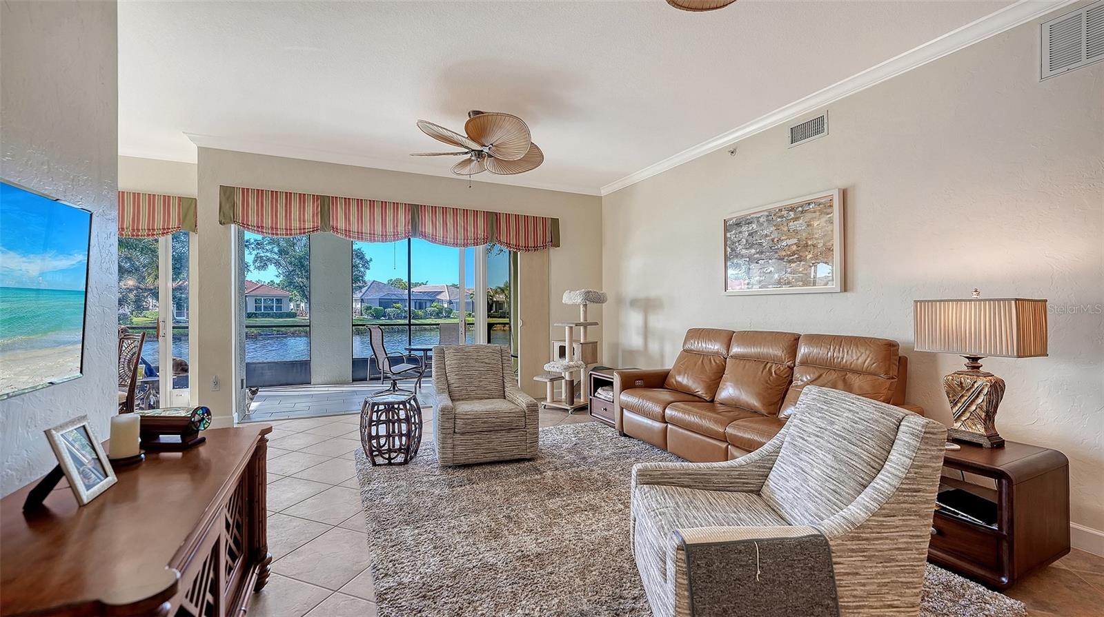 5232 PARISIENNE PL #101B31