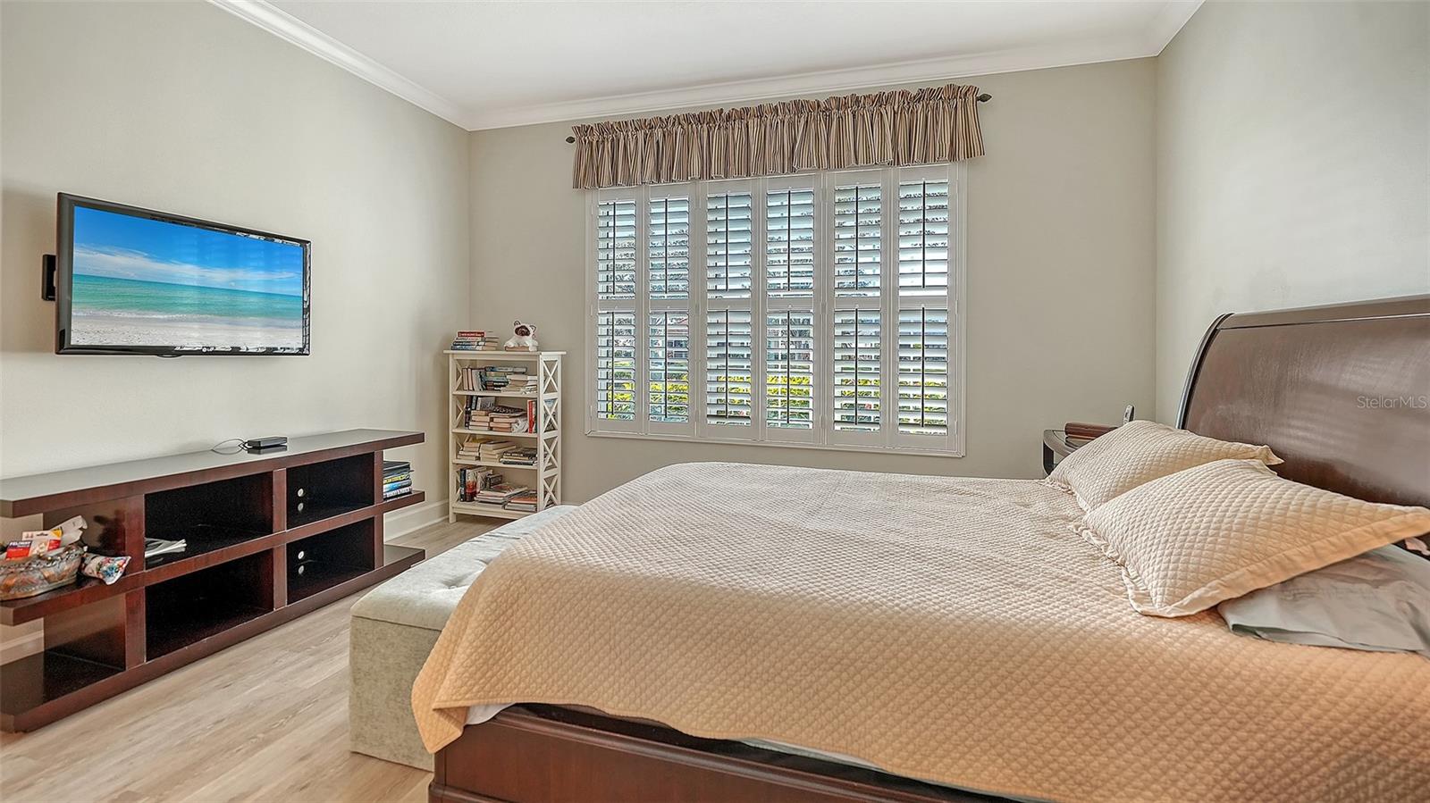 5232 PARISIENNE PL #101B31