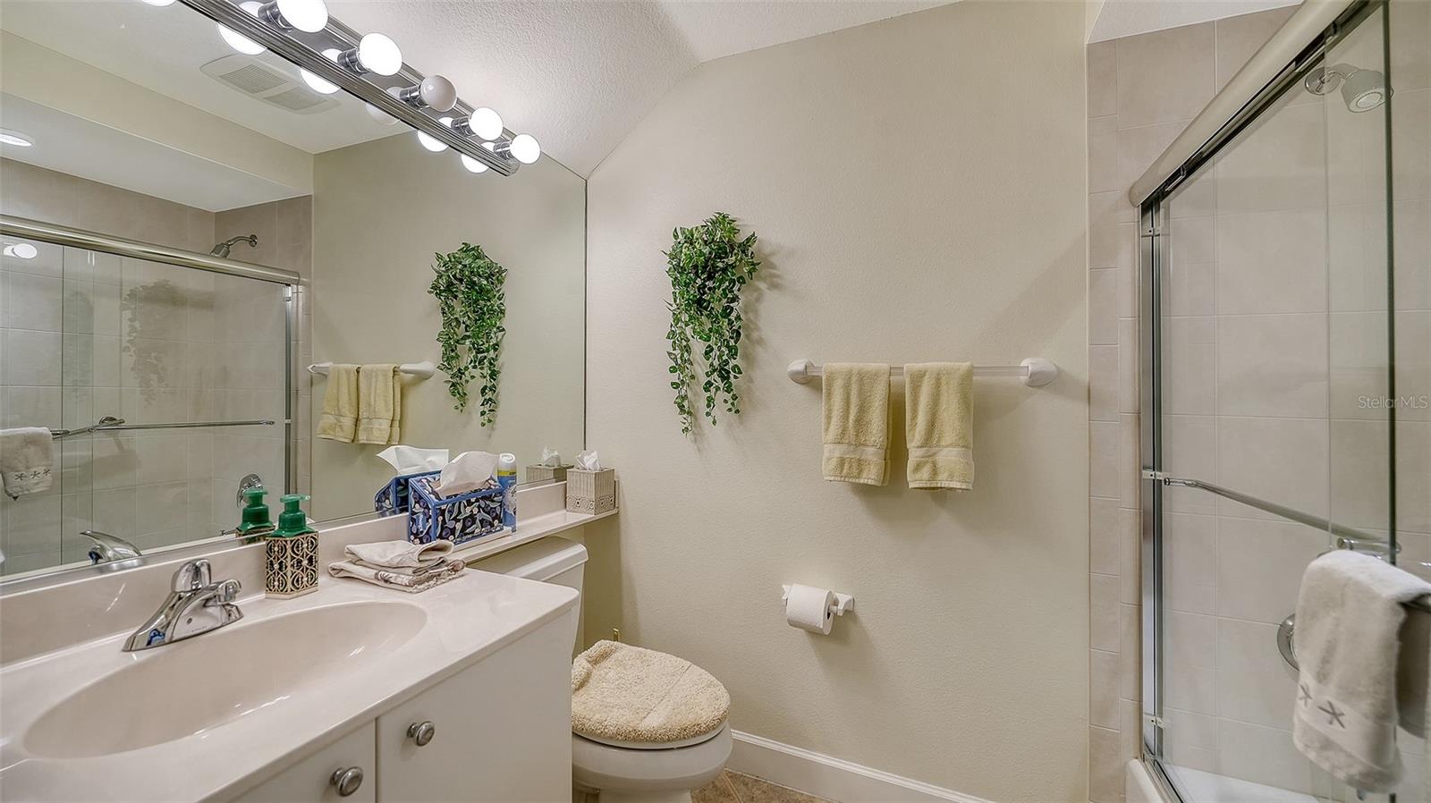 5232 PARISIENNE PL #101B31