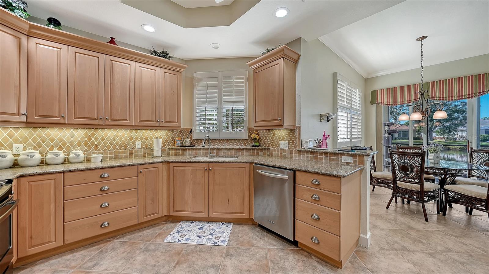 5232 PARISIENNE PL #101B31