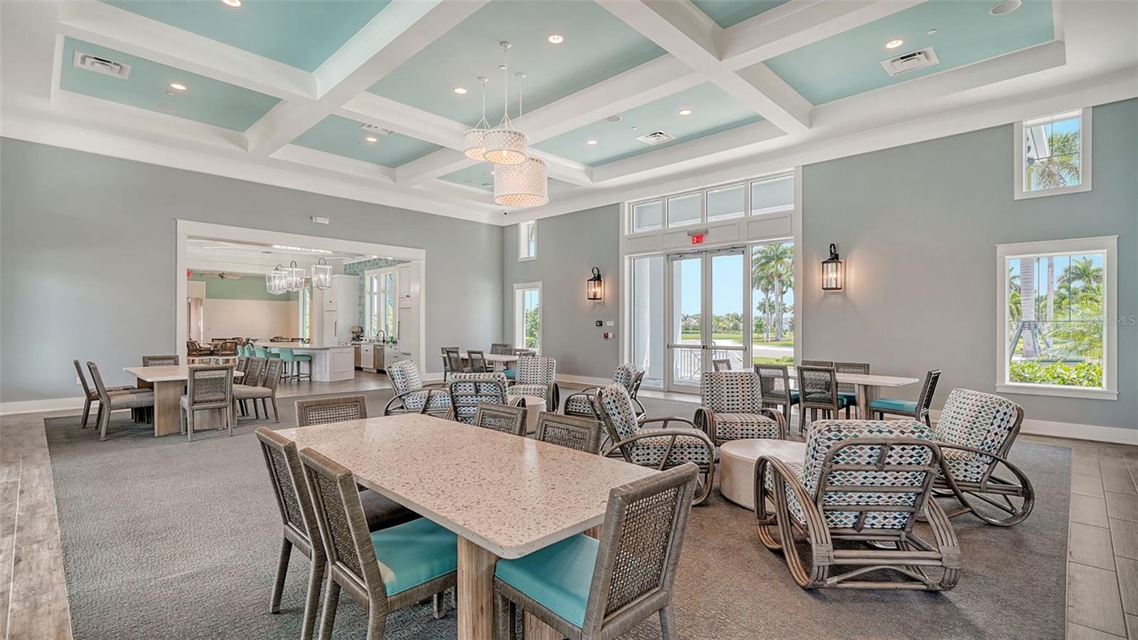 10016 LAKE WALES CIR