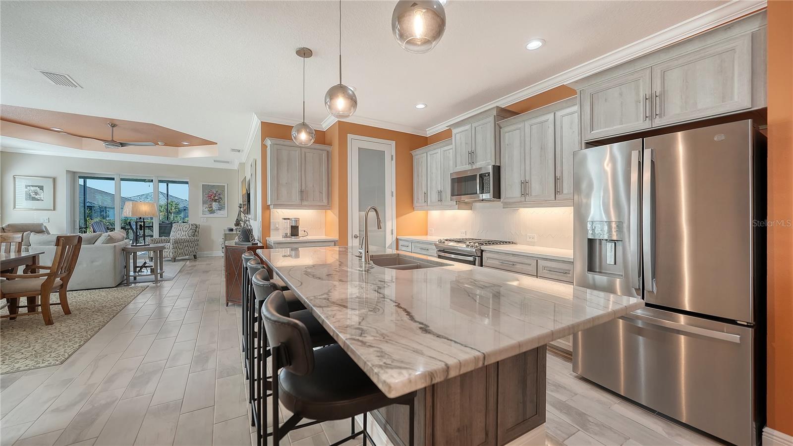 10016 LAKE WALES CIR