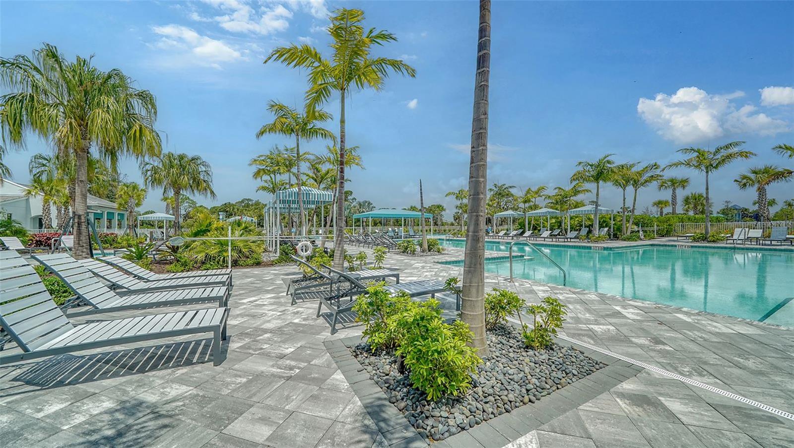 10016 LAKE WALES CIR