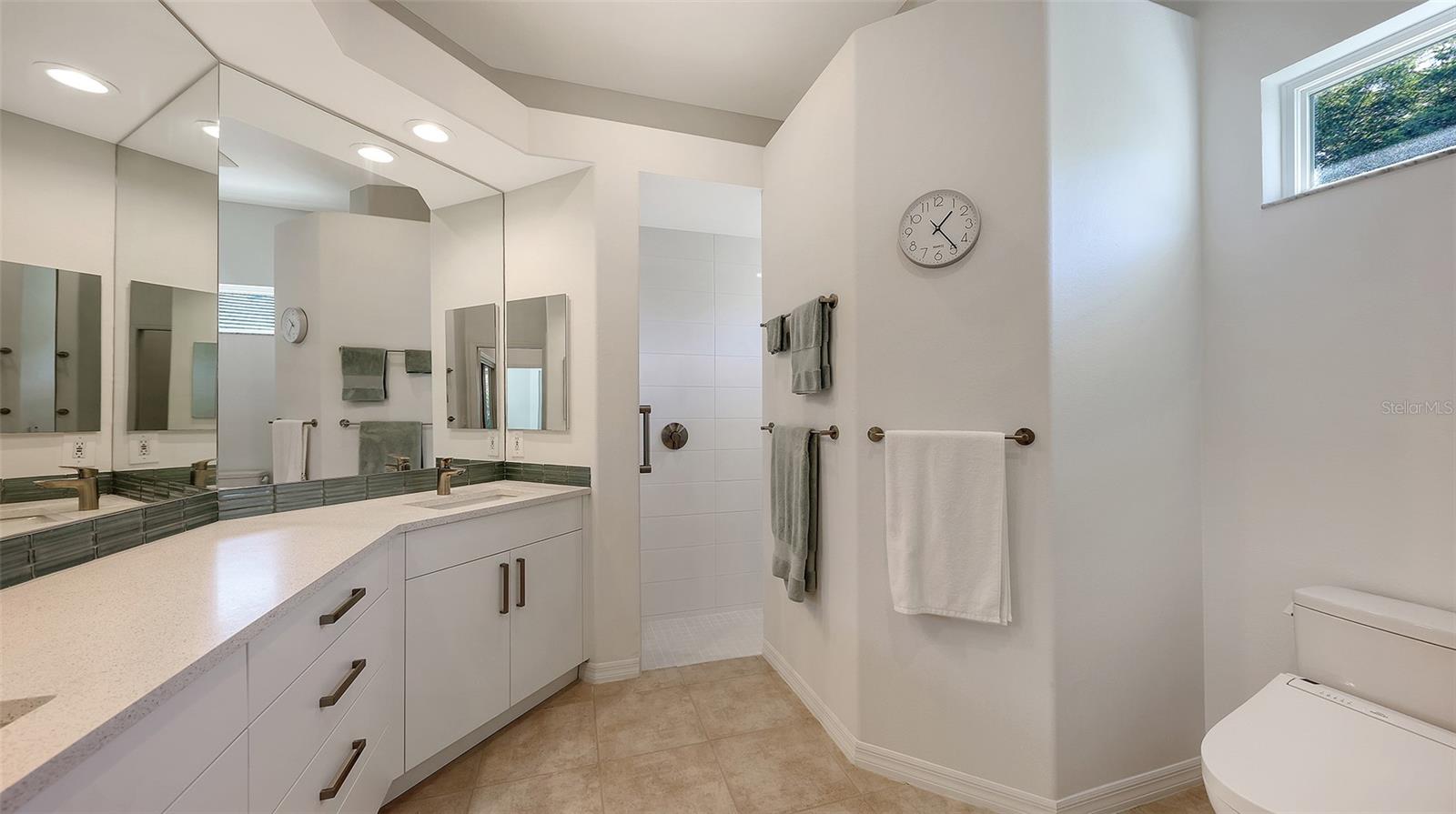 4704 SWEETMEADOW CIR