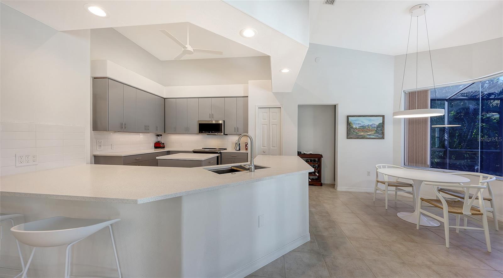 4704 SWEETMEADOW CIR