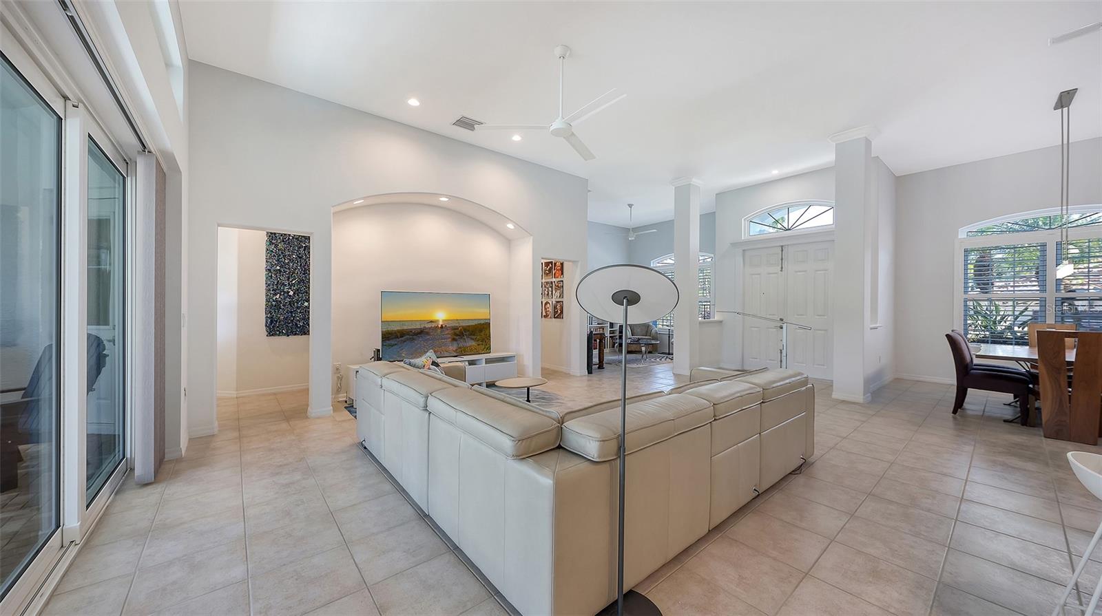 4704 SWEETMEADOW CIR