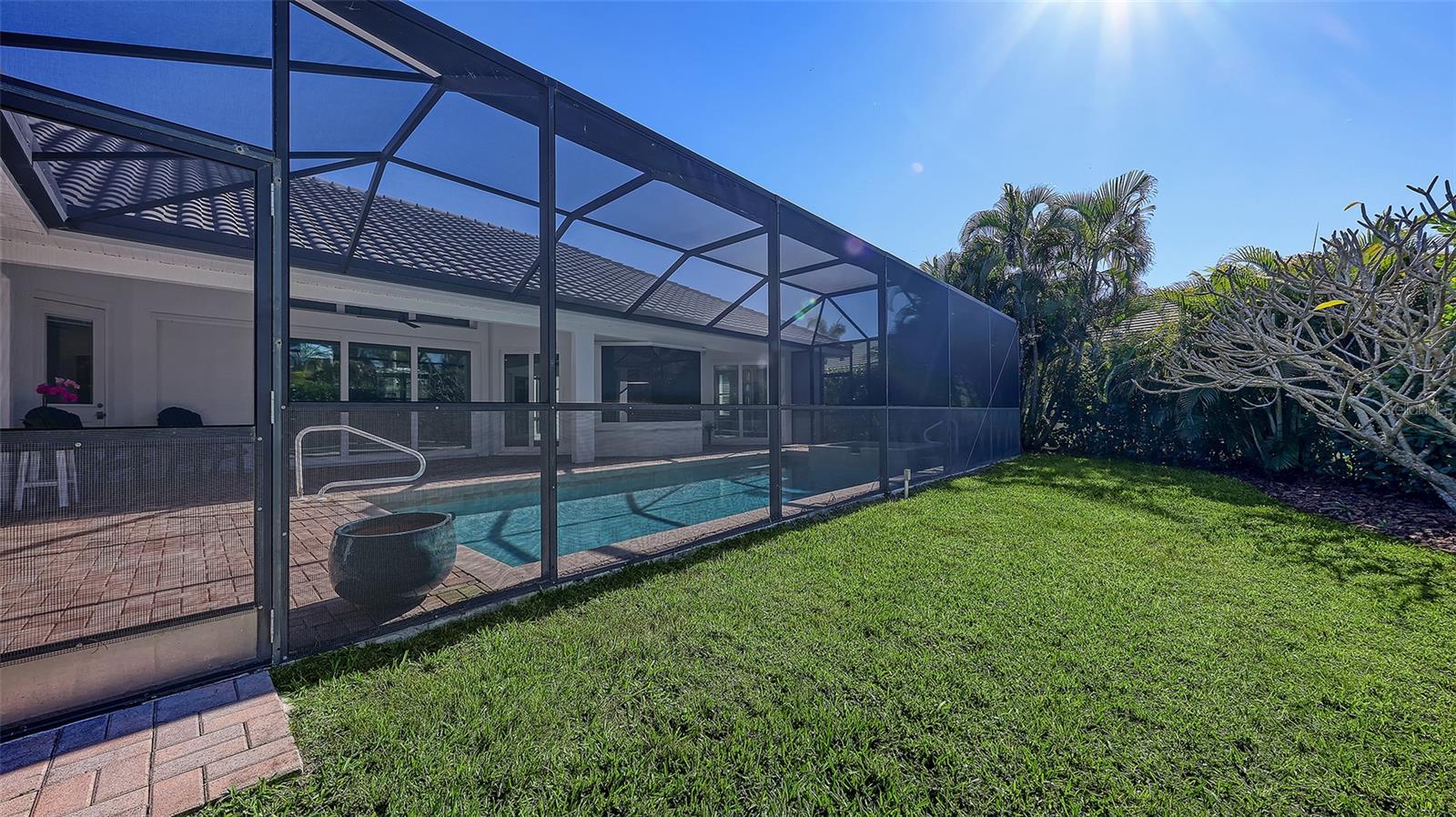 4704 SWEETMEADOW CIR