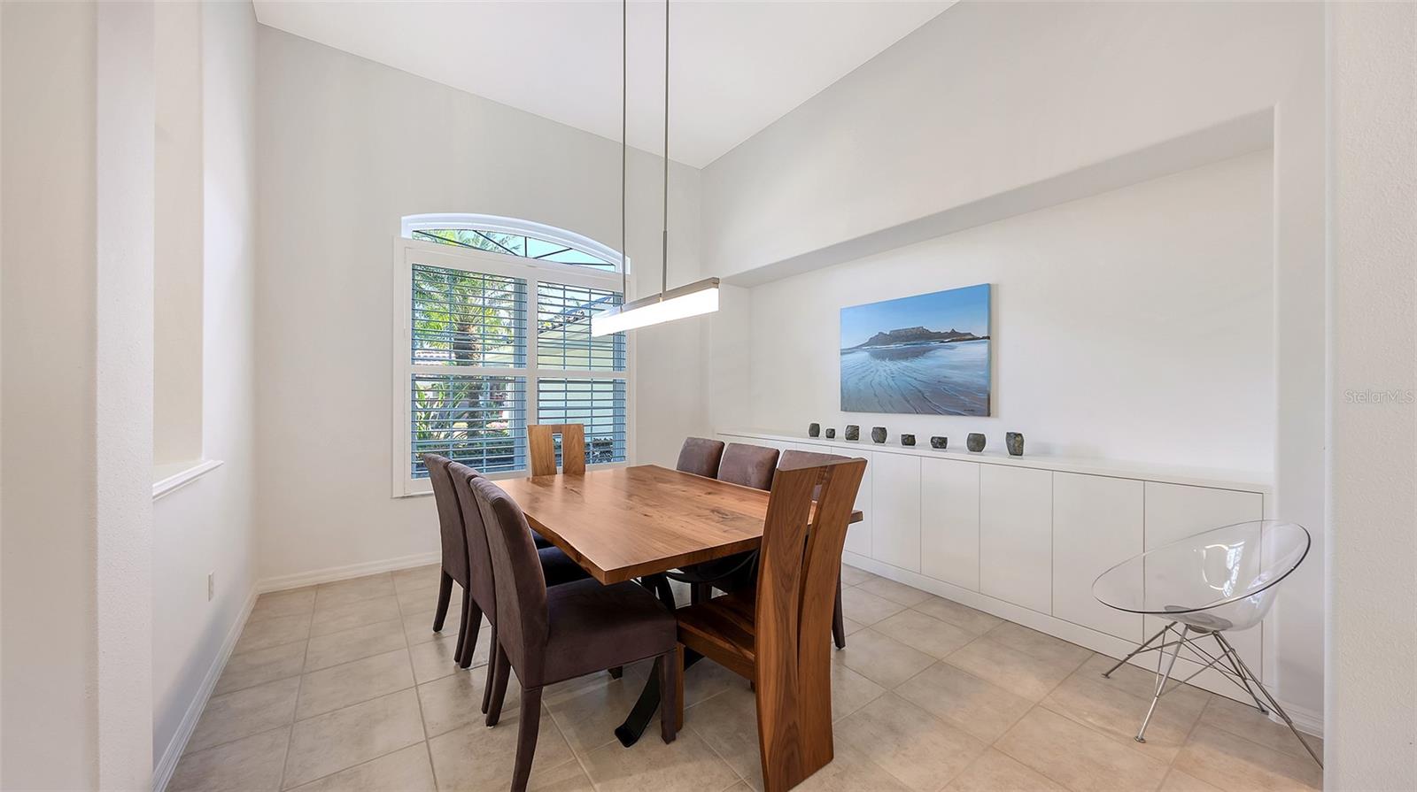 4704 SWEETMEADOW CIR