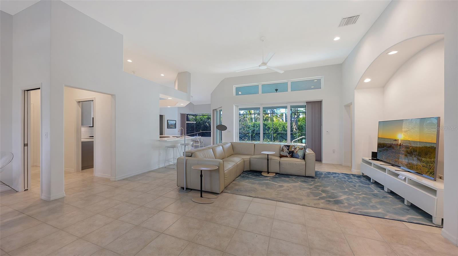 4704 SWEETMEADOW CIR