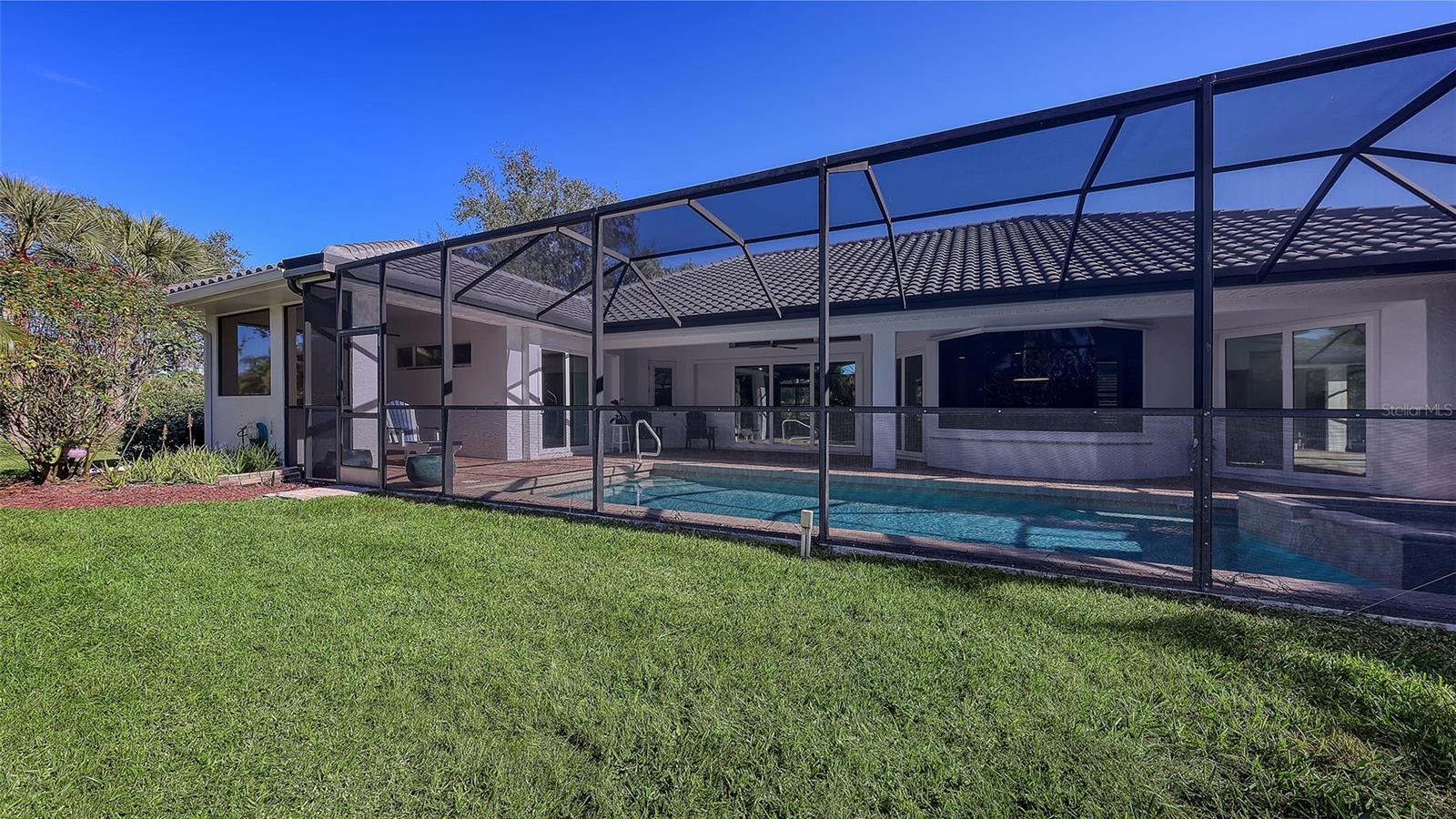 4704 SWEETMEADOW CIR