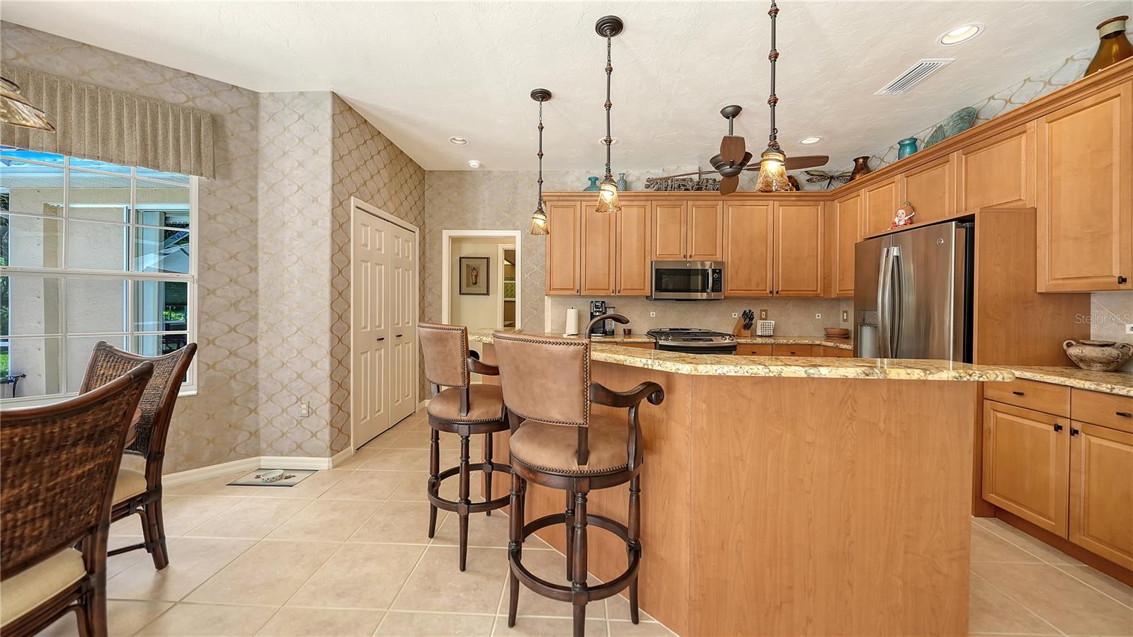 4956 SABAL LAKE CIR