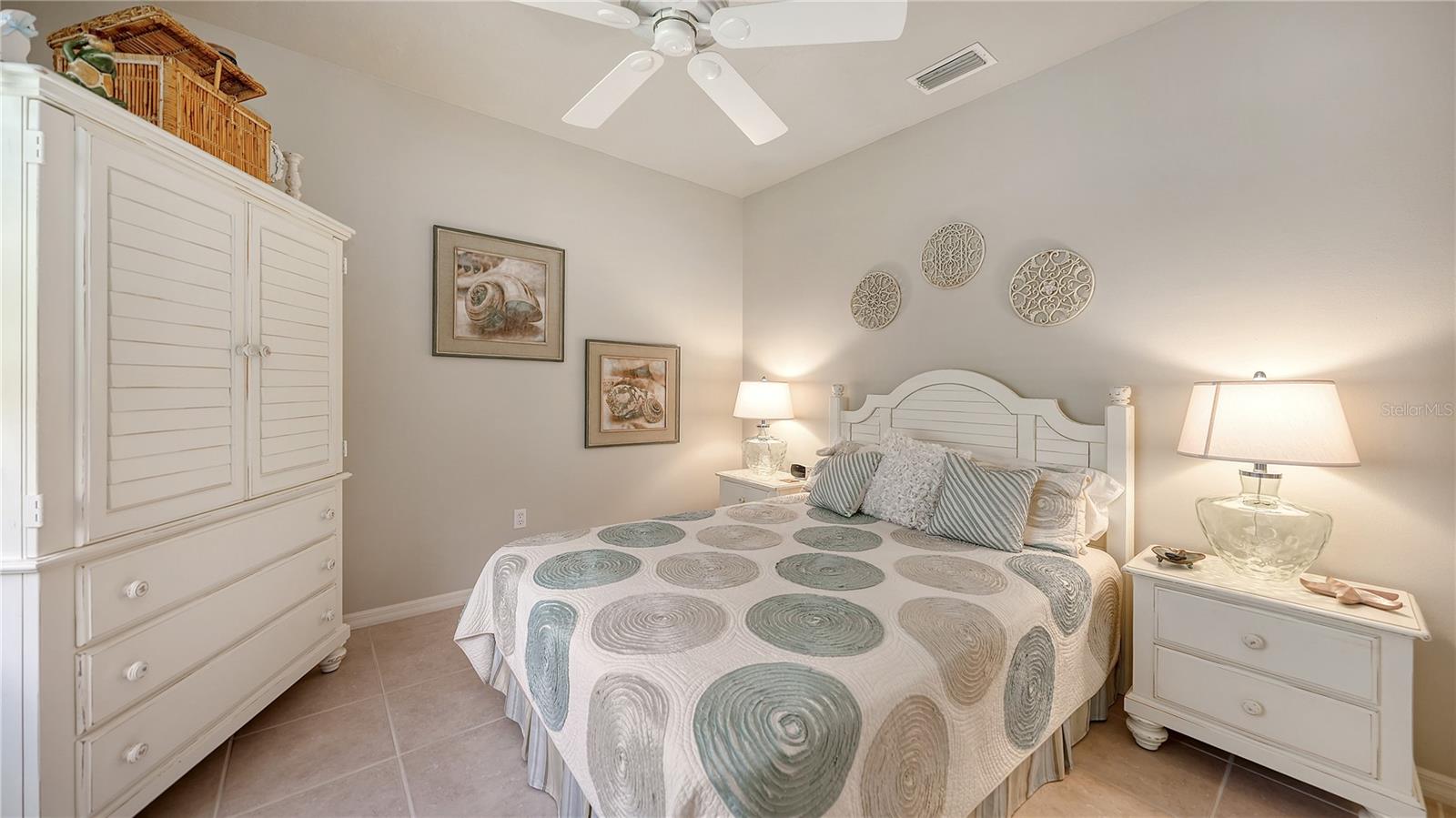 4956 SABAL LAKE CIR