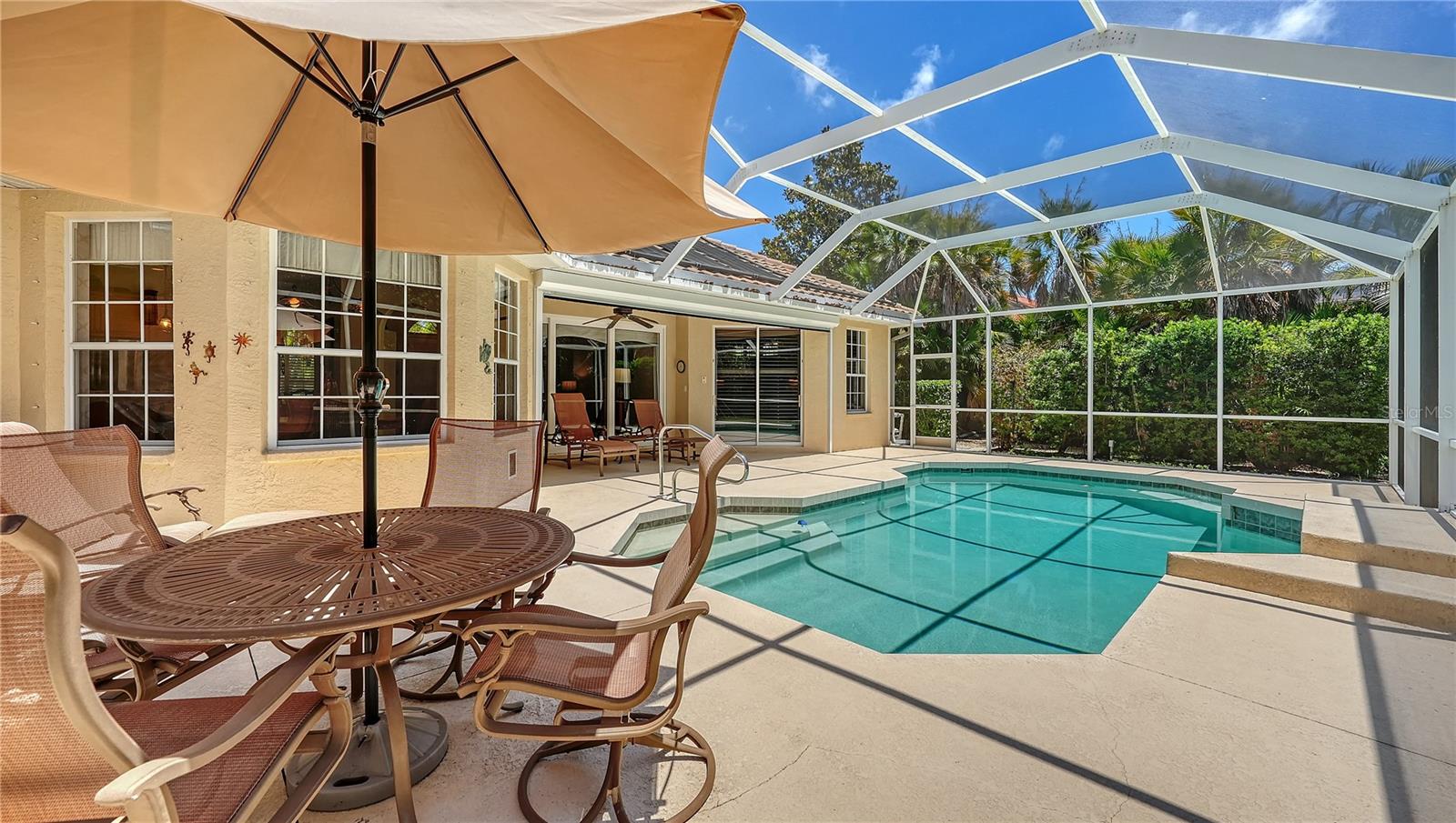 4956 SABAL LAKE CIR