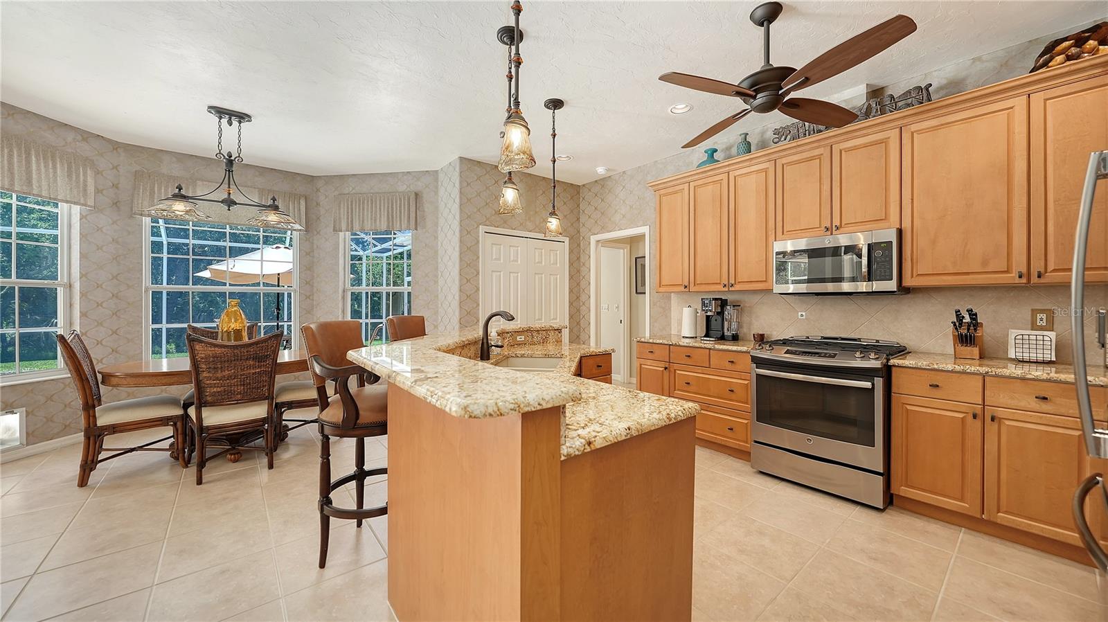 4956 SABAL LAKE CIR