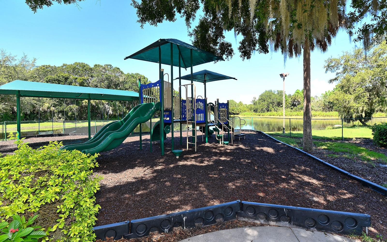 4956 SABAL LAKE CIR