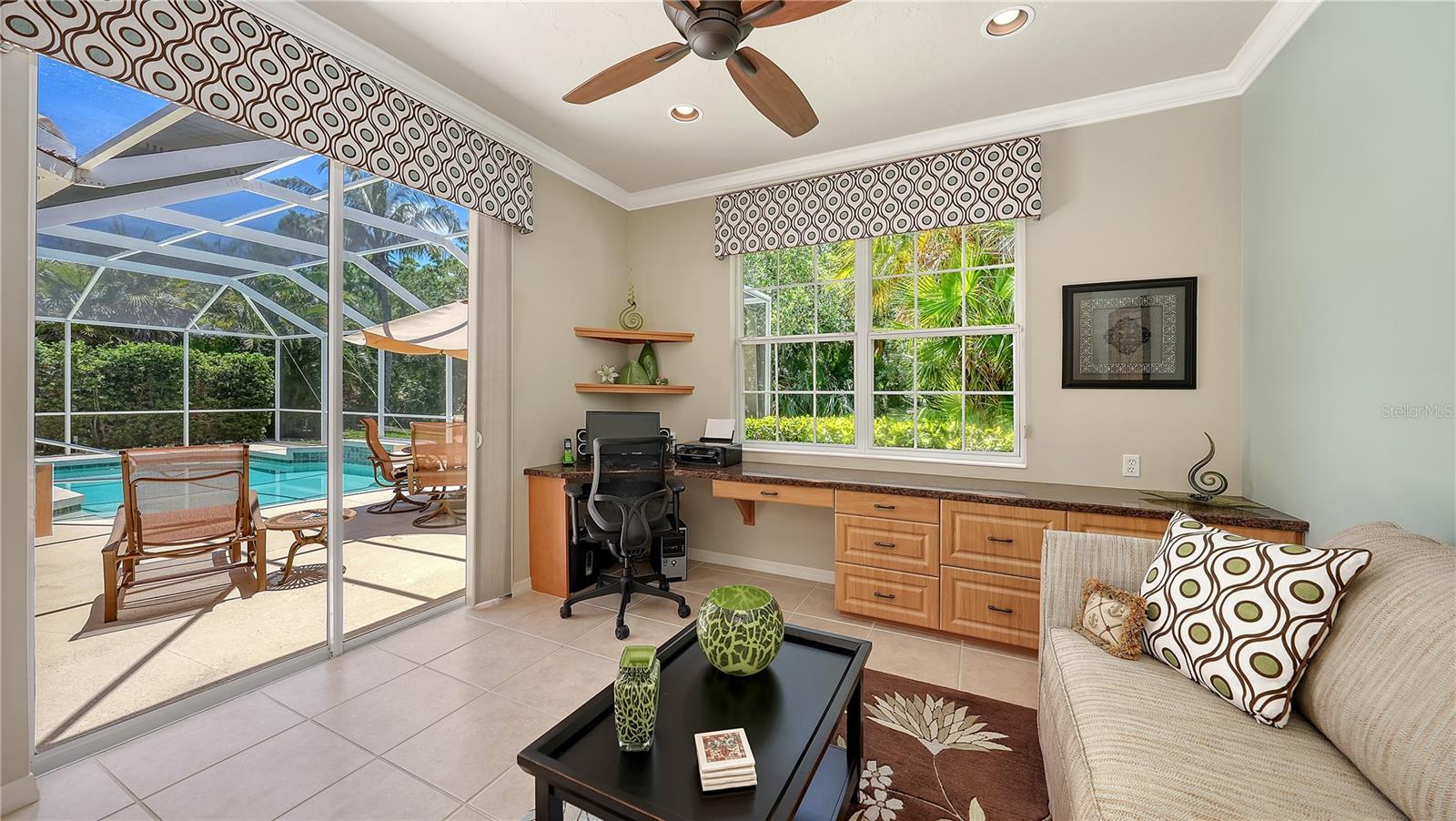 4956 SABAL LAKE CIR