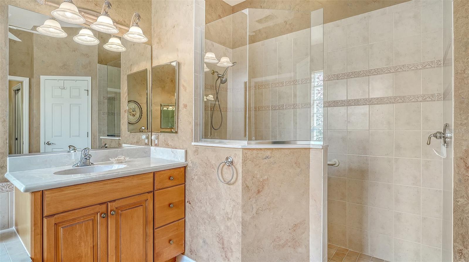 5157 COTE DU RHONE WAY