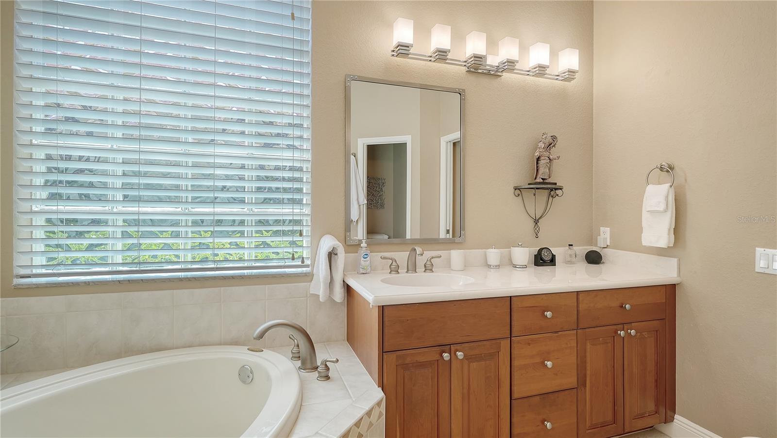 5146 COTE DU RHONE WAY