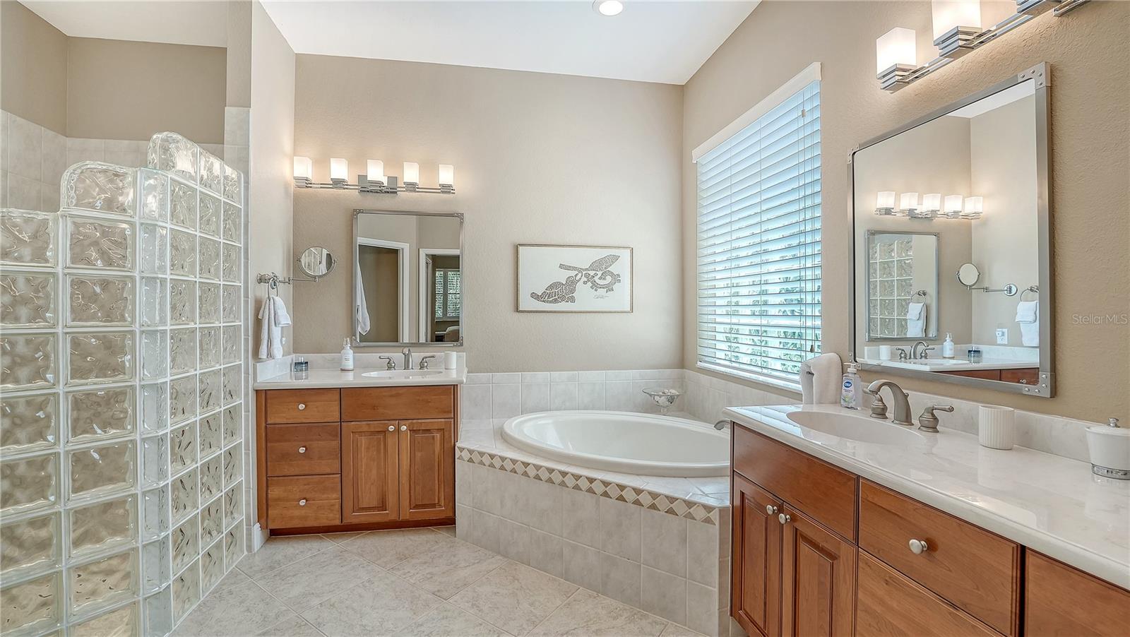 5146 COTE DU RHONE WAY
