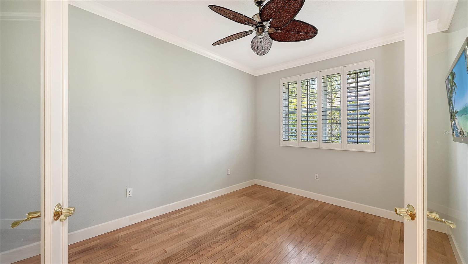 5211 PARISIENNE PL #101B27