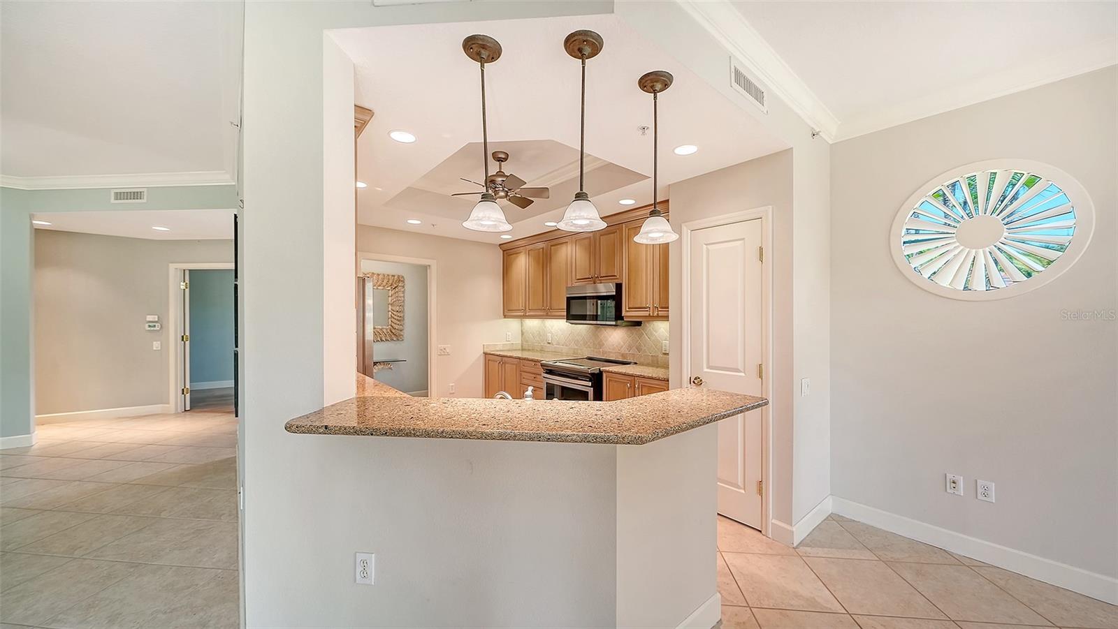 5211 PARISIENNE PL #101B27